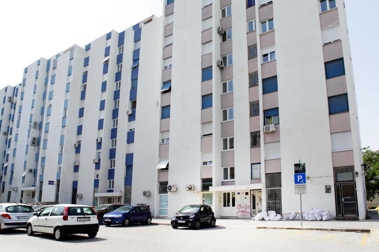 ספליט Modern 2-Bed Apt, Late Check In Available מראה חיצוני תמונה
